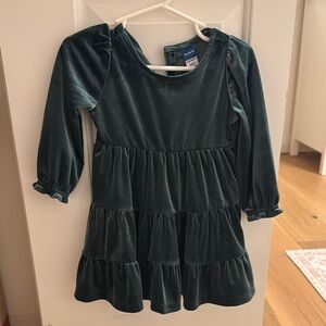 Green Velvet Long Sleeve Dress